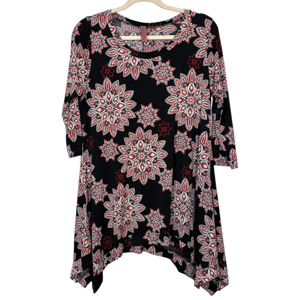 Dazzle Up Black‎ Red Floral Print 3/4 Sleeve Tunic Top USA Made